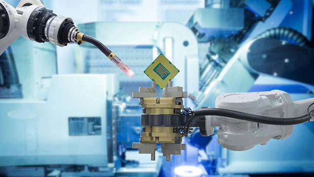半導體與 CNC 加工產業